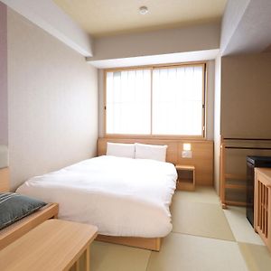 Camera moderate con letto king size
